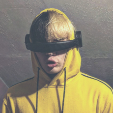 Eugene 22 фото 1