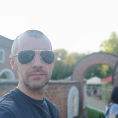 Віталік 42 фото 1