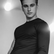 Віктор 21 фото 1