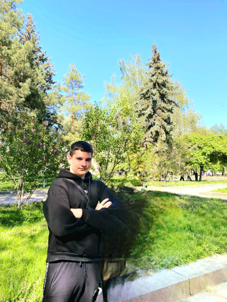 Ілля 18 фото 1