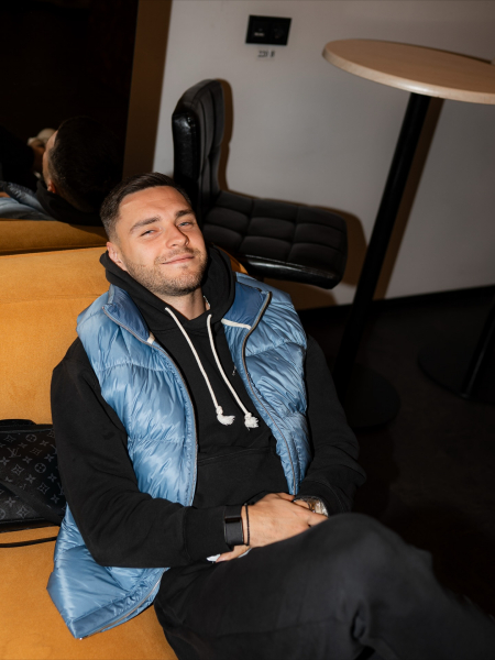 Дмитро 35 фото 1