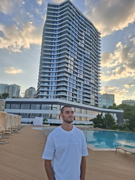 Артём 26 фото 1