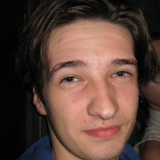 Денис 18 фото 1