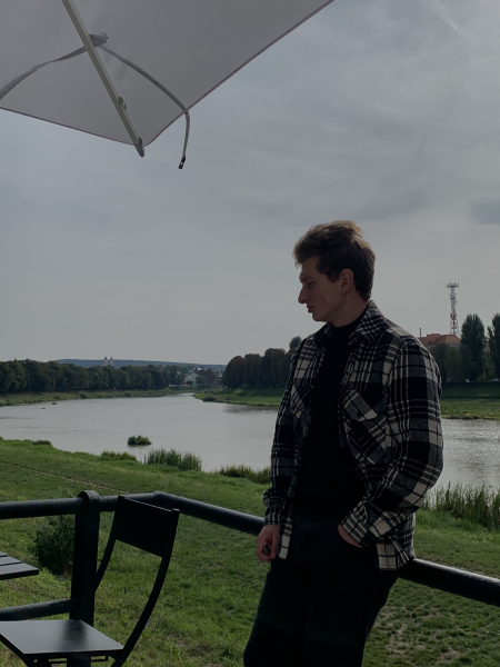 Олег 21 фото 1